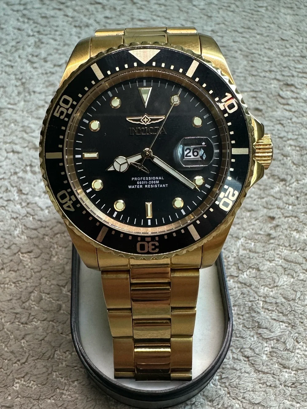 Invicta Pro Diver Mens 43mm Gold Watch, Black Dial, Quartz, New Battery, 22062